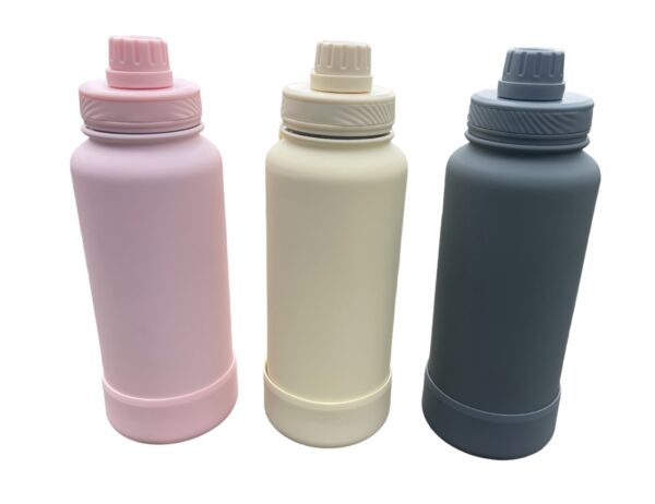 TERMO HIP TERMICO 750ML – ESTILO Y COMODIDAD😍 - Image 2