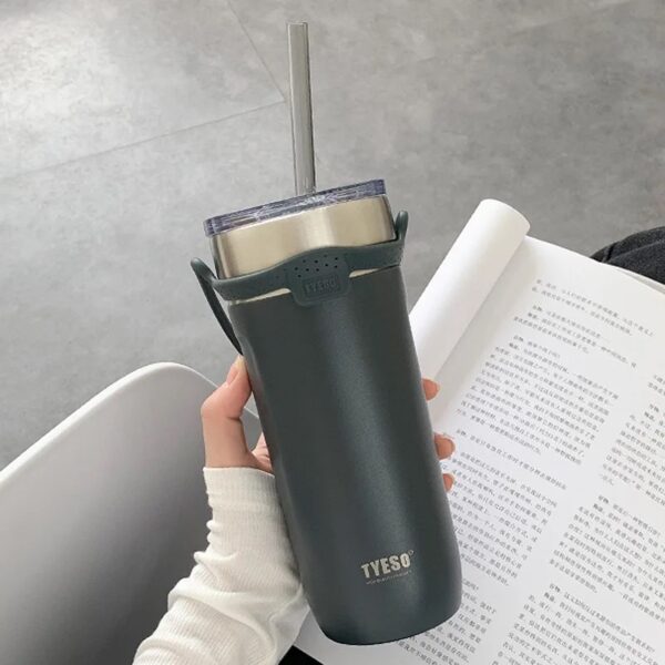 TERMO MUG NOAH 710ML – ¡GRAN CAPACIDAD Y ELEGANCIA PARA TU DÍA A DÍA! - Image 4